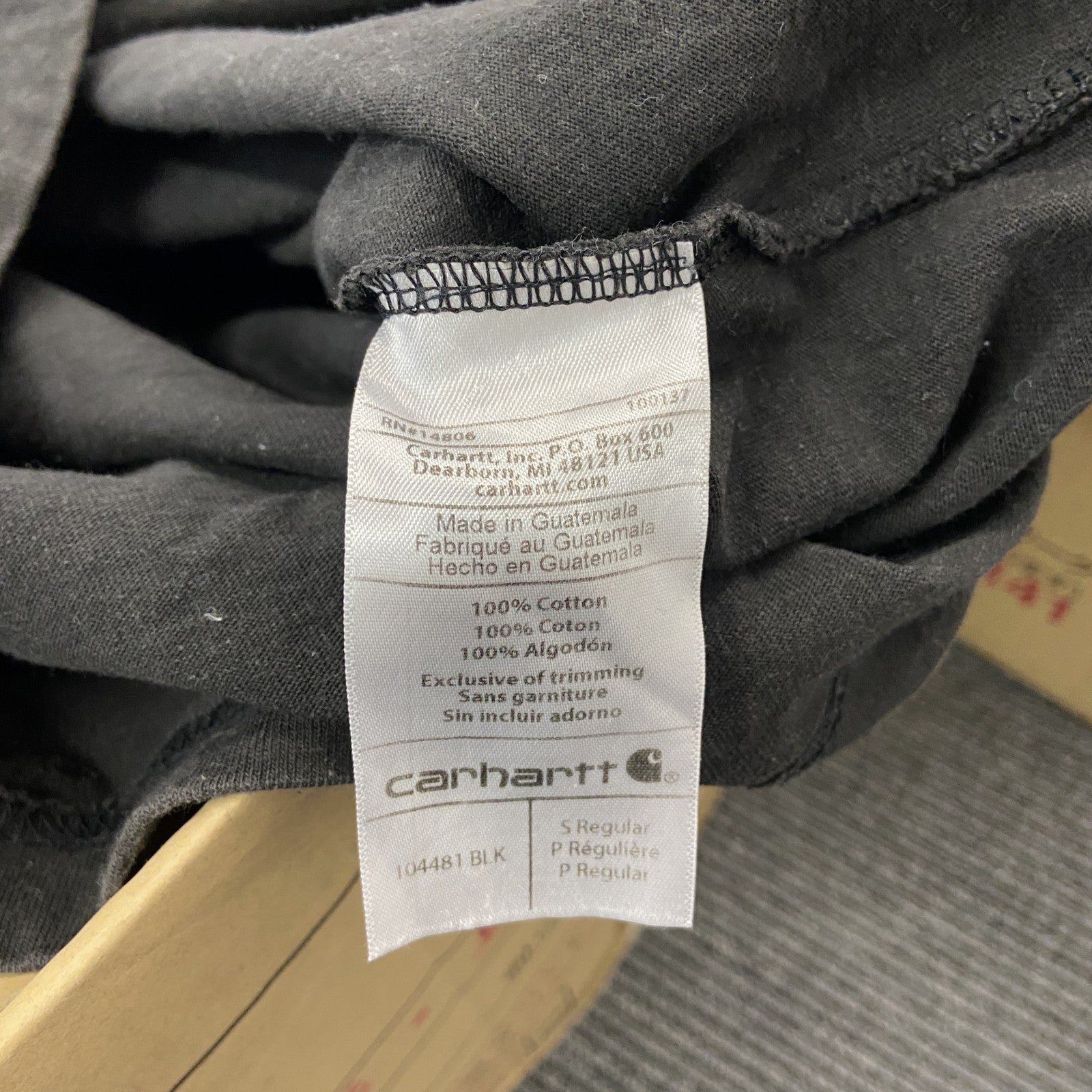 Carhartt　カーハート　長袖プリントTシャツ/ロンT　ポケT　黒　ブラック　Sサイズ　古着