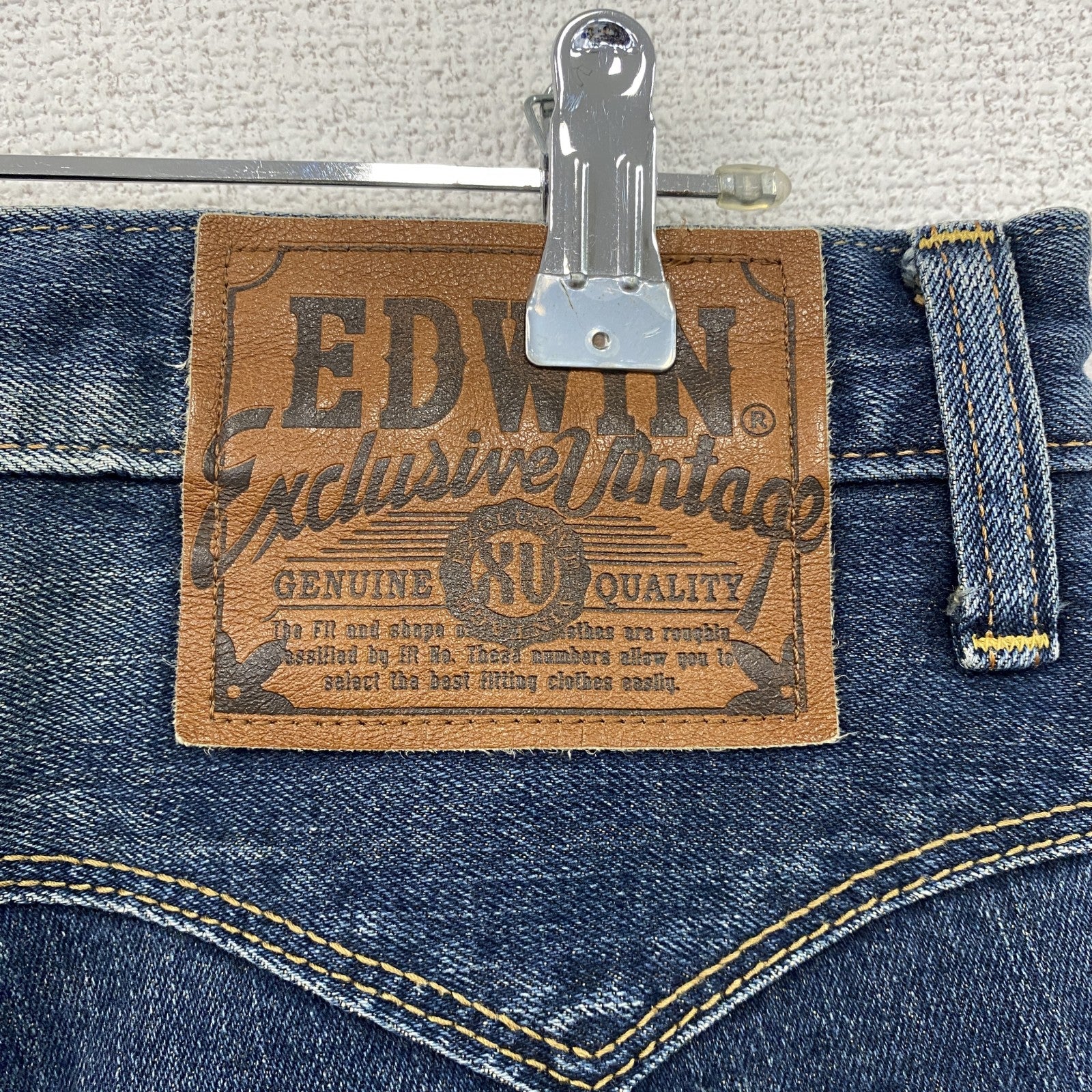 EDWIN　エドウィン　デニムパンツ/ジーンズ　縦落ち　鬼ヒゲ　フェード　ジップフライ　インディゴ　W30サイズ　古着