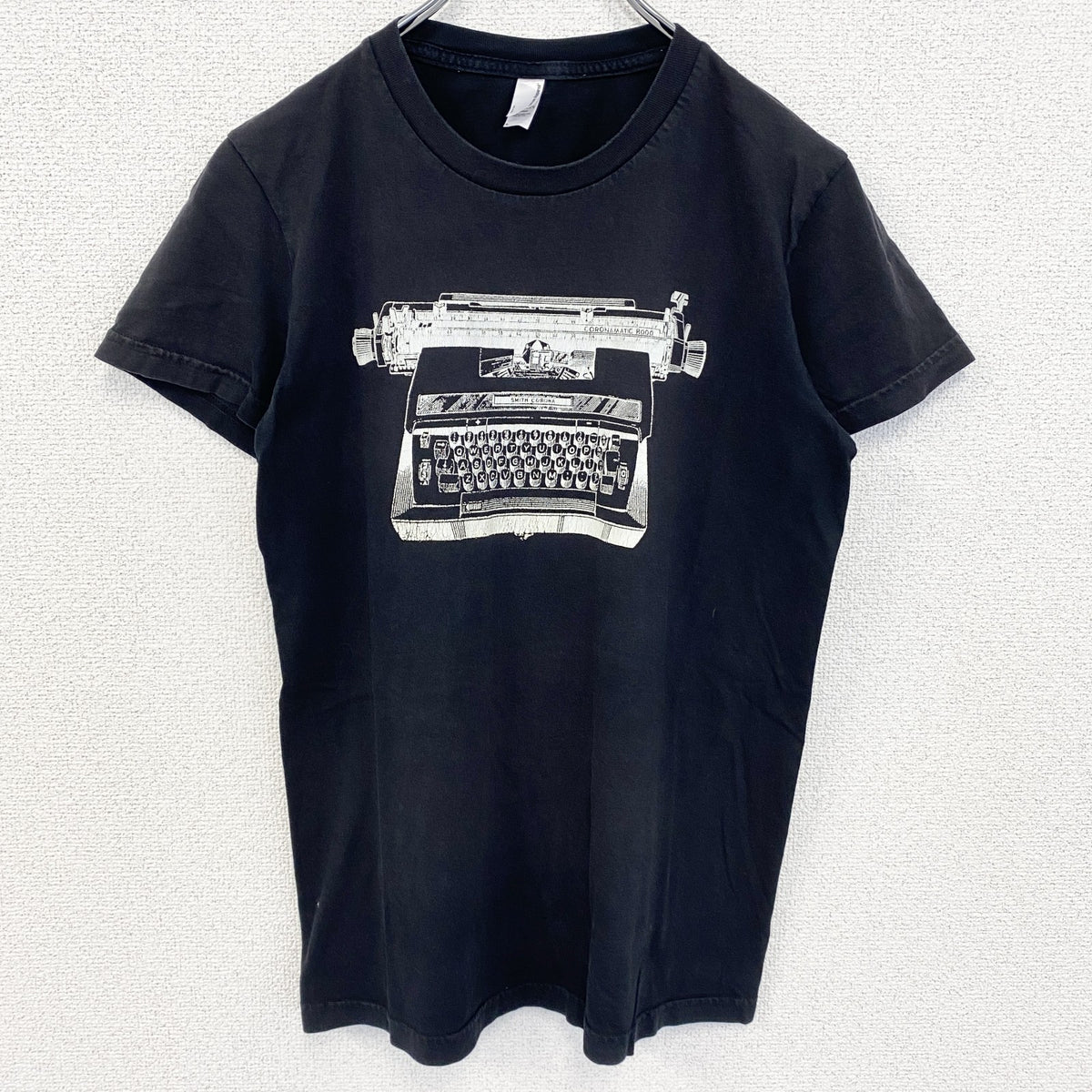 アメリカンアパレル　半袖デザインプリントTシャツ　タイプライター　黒　ブラック　クルーネック　古着