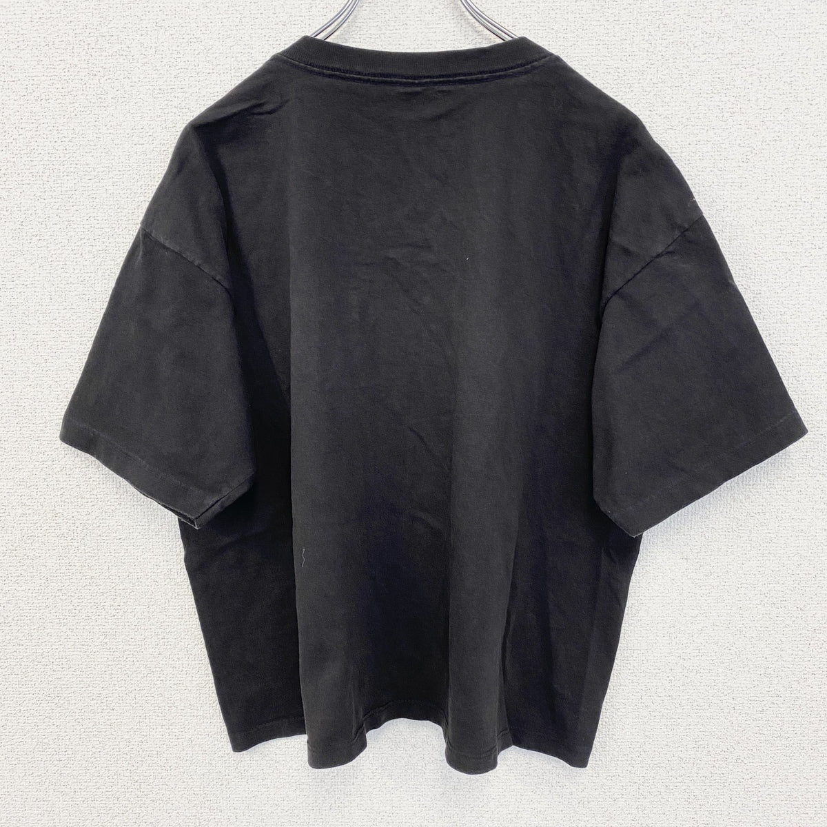 半袖デザインプリントTシャツ　グラフィックプリント　ペイント　クルーネック　黒　ブラック　古着