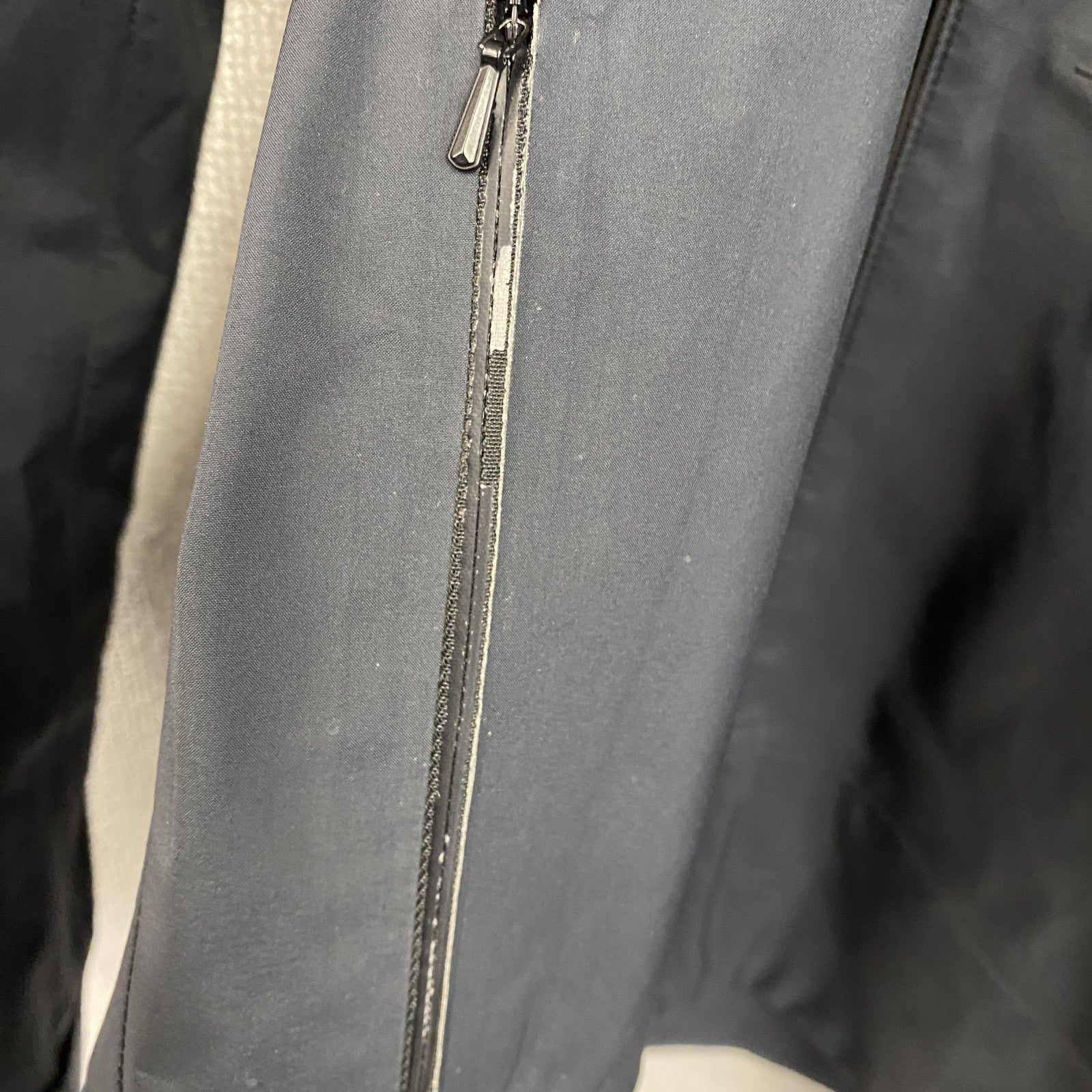 LACOSTE　ラコステ　マウンテンパーカー　ワッペン　ワンポイント　黒　ブラック　Sサイズ　古着