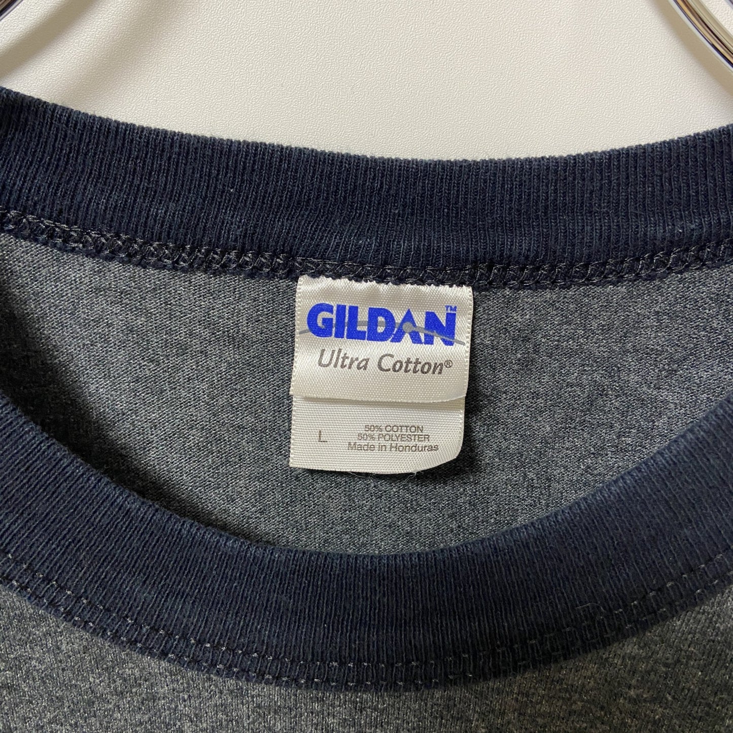 古着 used　GILDAN ギルダン　半袖リンガーTシャツ　グレー　ピースサイン　クルーネック　春夏服　Lサイズ