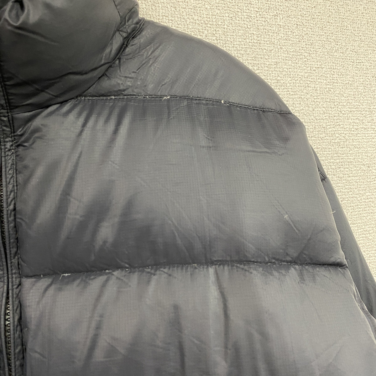 Marmot　マーモット　ダウンジャケット　リップストップ　刺繍ロゴ　黒　ブラック　Lサイズ ダウンアウター メンズ ナイロン 古着