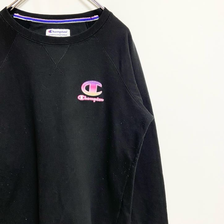 Champion　チャンピオン　スウェット/トレーナー　ラグランスリーブ　前V　刺繍ロゴ　ワンポイント　現行　黒　ブラック　Lサイズ　古着