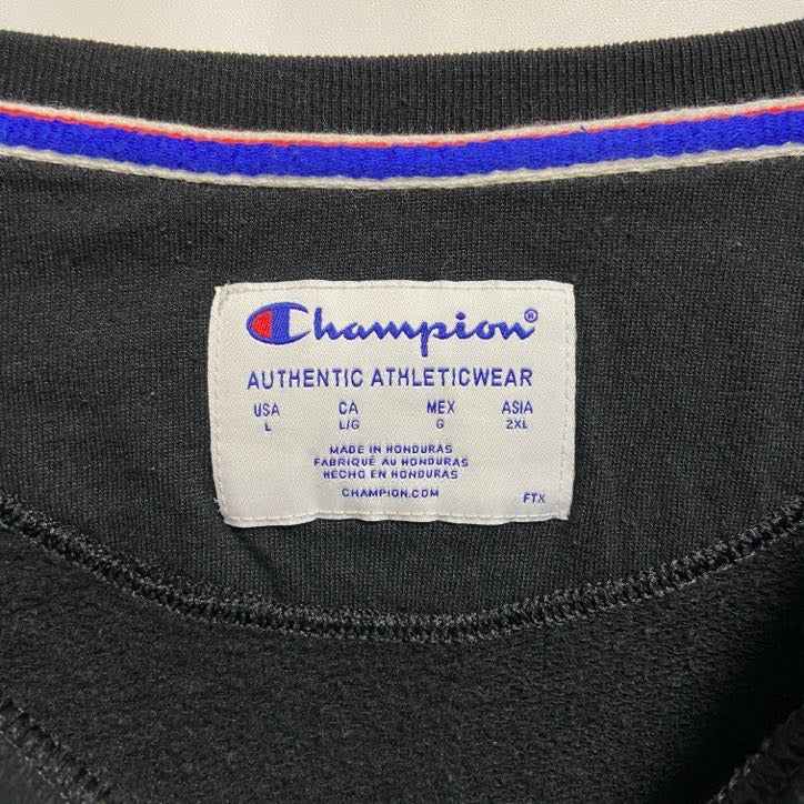 Champion　チャンピオン　スウェット/トレーナー　ラグランスリーブ　前V　刺繍ロゴ　ワンポイント　現行　黒　ブラック　Lサイズ　古着