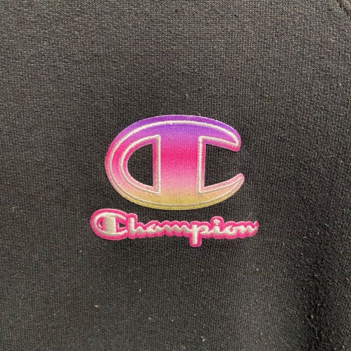 Champion　チャンピオン　スウェット/トレーナー　ラグランスリーブ　前V　刺繍ロゴ　ワンポイント　現行　黒　ブラック　Lサイズ　古着