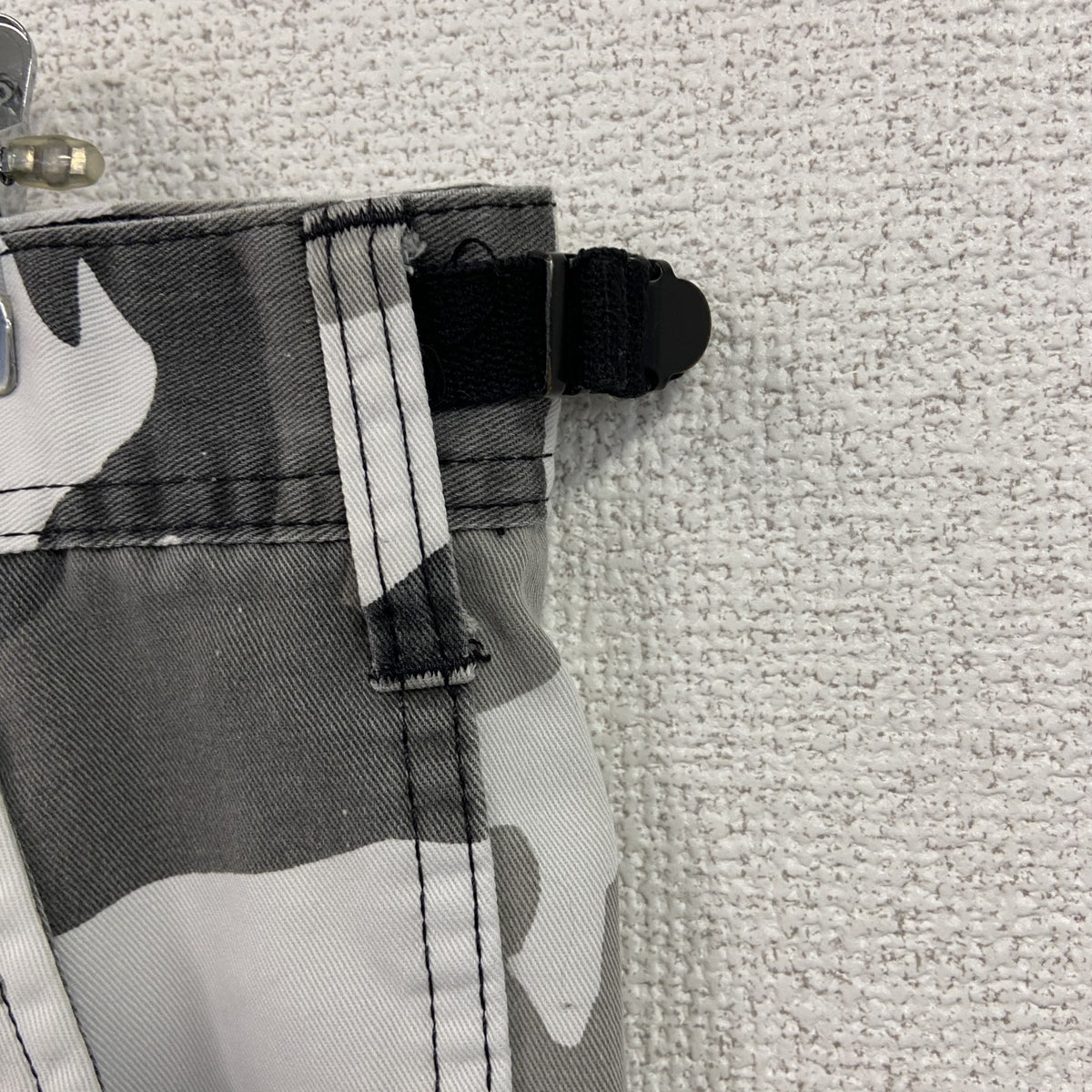 00s　ミリタリーパンツ　民間　ボタンフライ　カモフラ　迷彩柄　ヴィンテージ　黒　ブラック　Mサイズ　古着