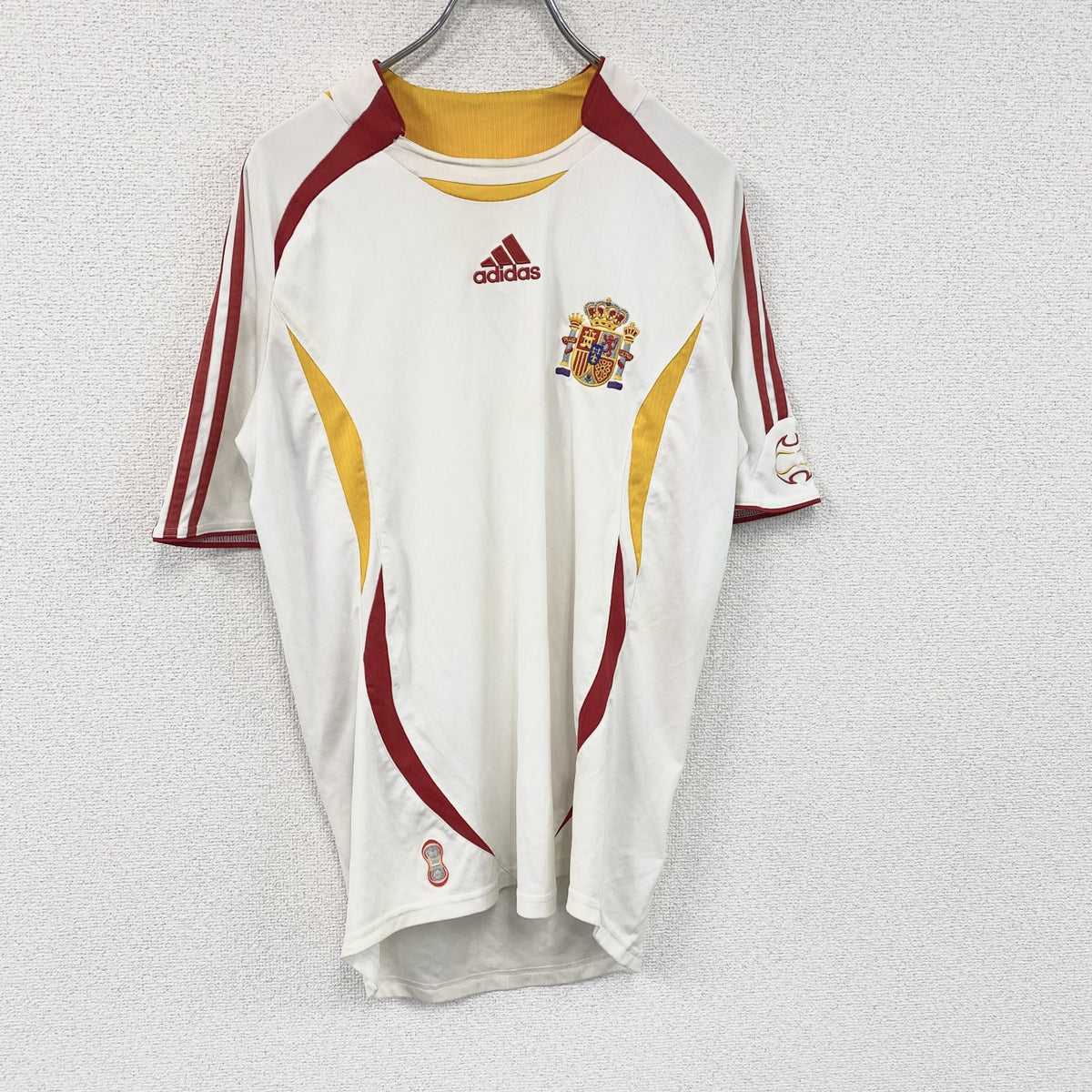 adidas　アディダス　サッカー　スペイン代表　半袖Tシャツ　ユニフォーム　白　ホワイト　Sサイズ　古着