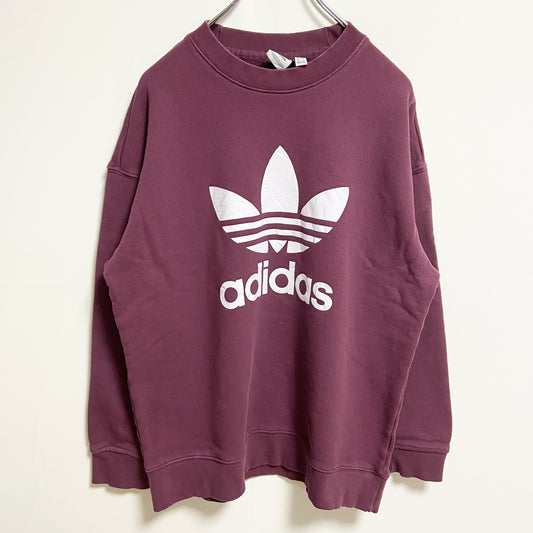 古着 used　adidas アディダス　長袖プリントスウェット　トレーナー　ロゴプリント　クルーネック　秋冬服　Mサイズ