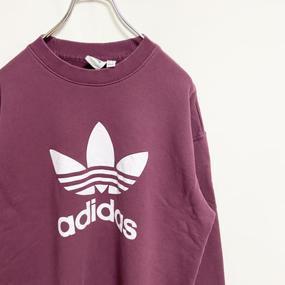 古着 used　adidas アディダス　長袖プリントスウェット　トレーナー　ロゴプリント　クルーネック　秋冬服　Mサイズ