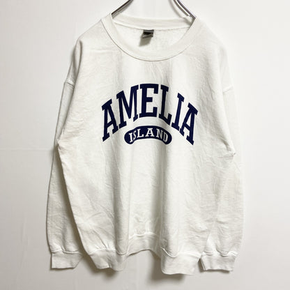 古着 used　GILDAN ギルダン　AMELIA　長袖プリントスウェット　トレーナー　白　クルーネック　Mサイズ