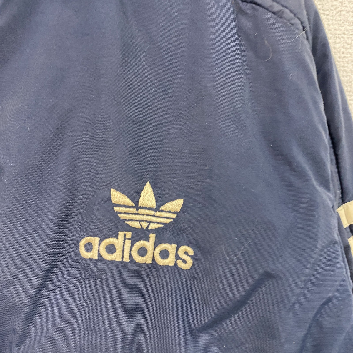 adidas　アディダス　中綿ジャケット　紺　ネイビー　Mサイズ ダウン ダウンアウター メンズ 古着