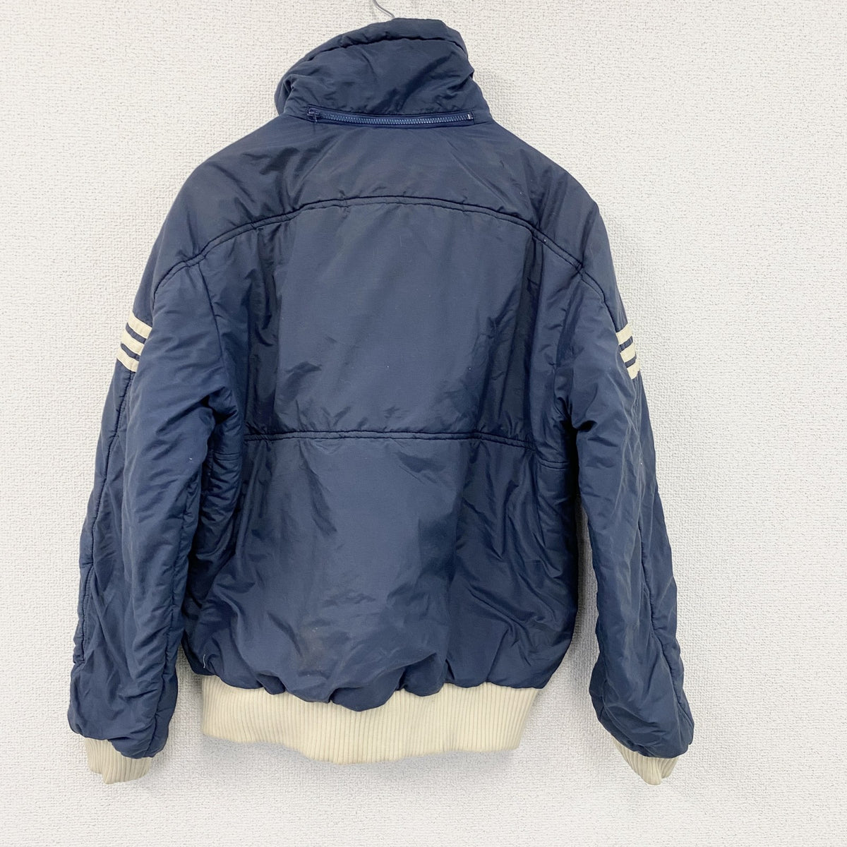 adidas　アディダス　中綿ジャケット　紺　ネイビー　Mサイズ ダウン ダウンアウター メンズ 古着