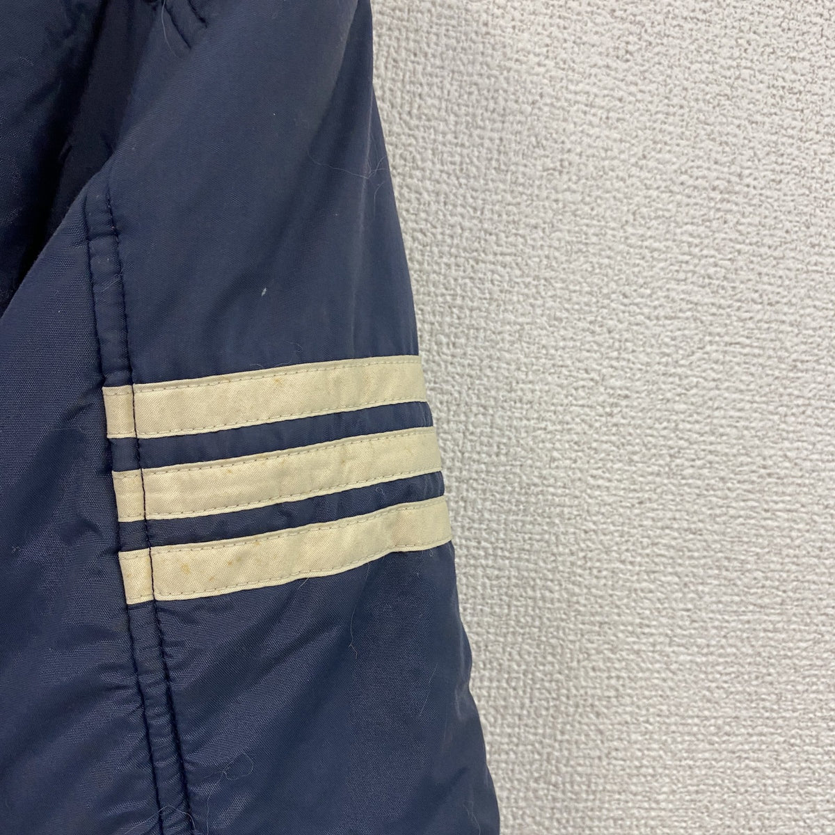 adidas　アディダス　中綿ジャケット　紺　ネイビー　Mサイズ ダウン ダウンアウター メンズ 古着