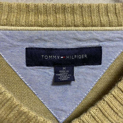 古着 used　TOMMYHILFIGER　トミーヒルフィガー　長袖Vネックニット　セーター　ベージュ　レトロ　秋冬服　Mサイズ