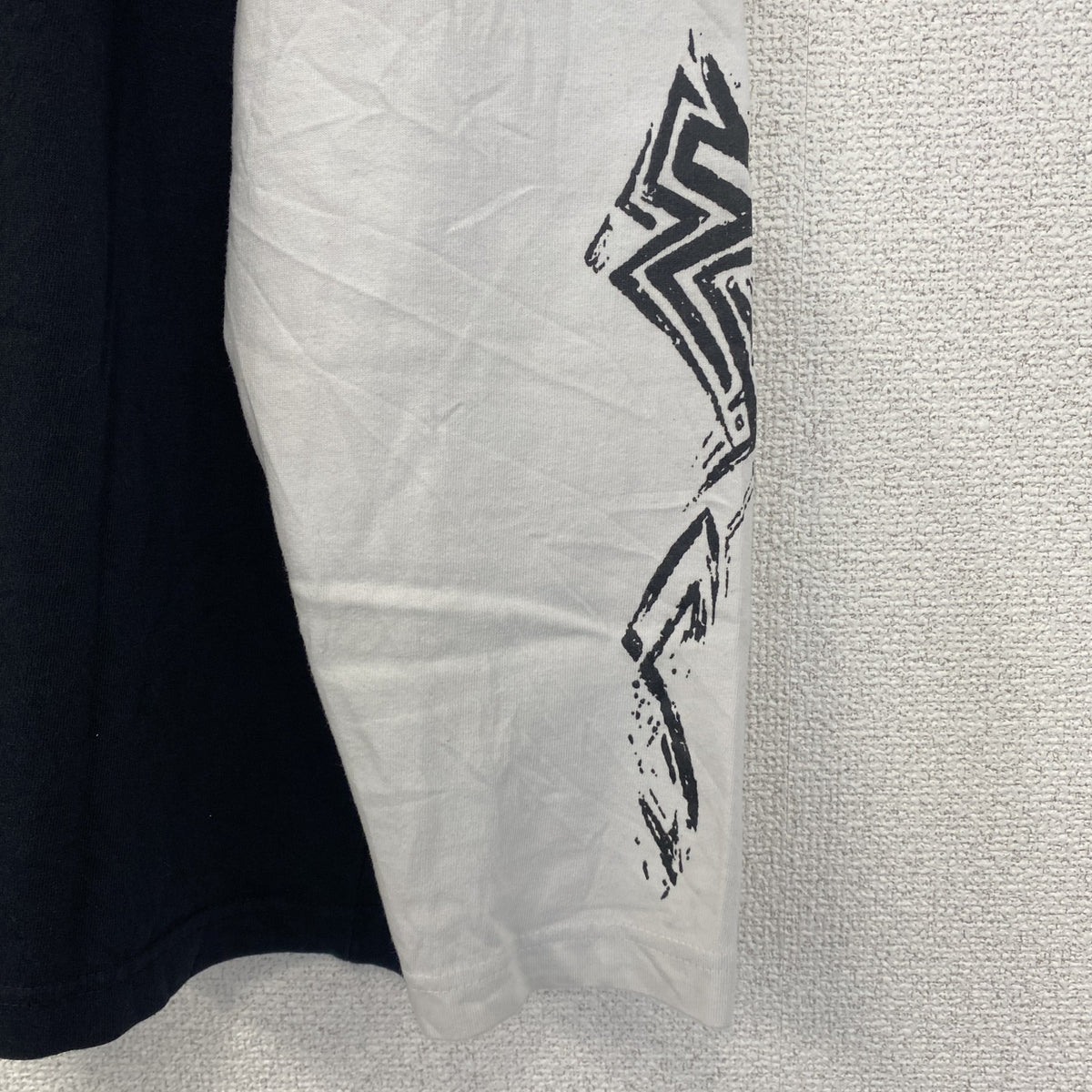 Anil Baner　長袖プリントTシャツ　バイカラー　カジュアルデザイン　クルーネック　白　ホワイト　黒　ブラック　春服　Lサイズ　古着