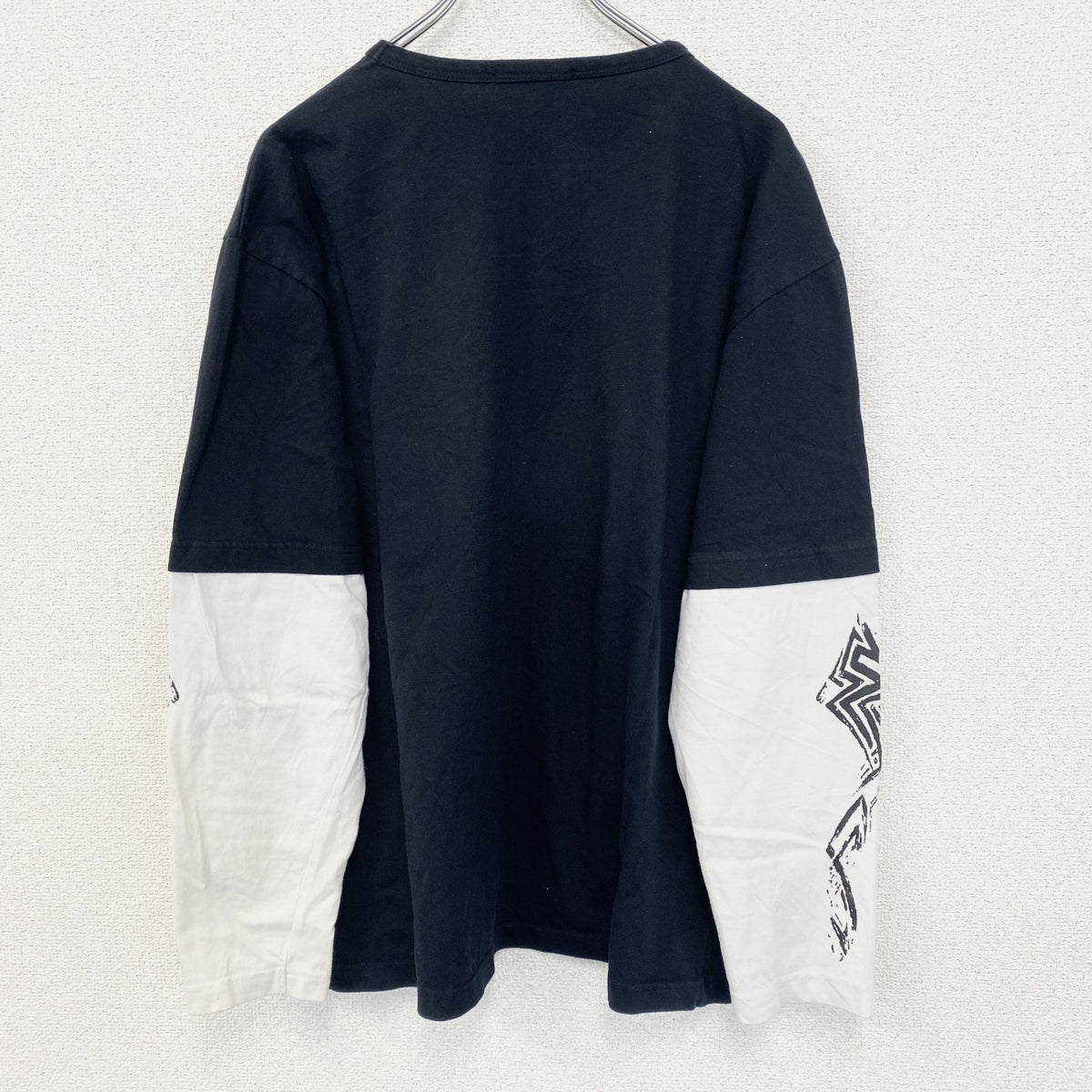 Anil Baner　長袖プリントTシャツ　バイカラー　カジュアルデザイン　クルーネック　白　ホワイト　黒　ブラック　春服　Lサイズ　古着