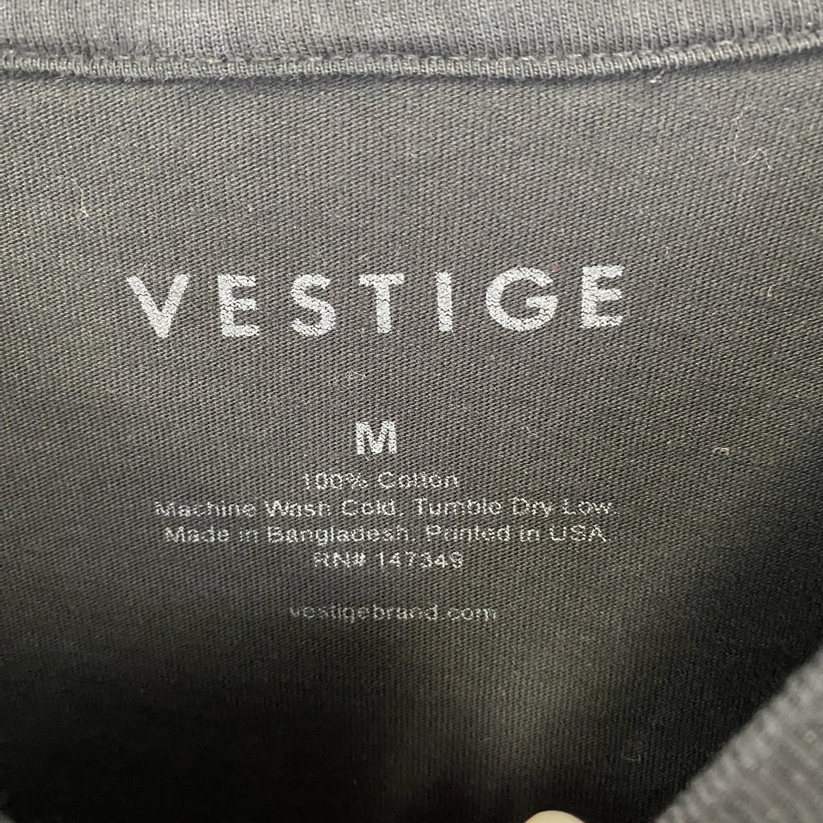 VESTIGE　半袖プリントTシャツ　ブロックデザイン　カジュアル　モザイク　レトロ　クルーネック　黒　ブラック　Mサイズ　古着