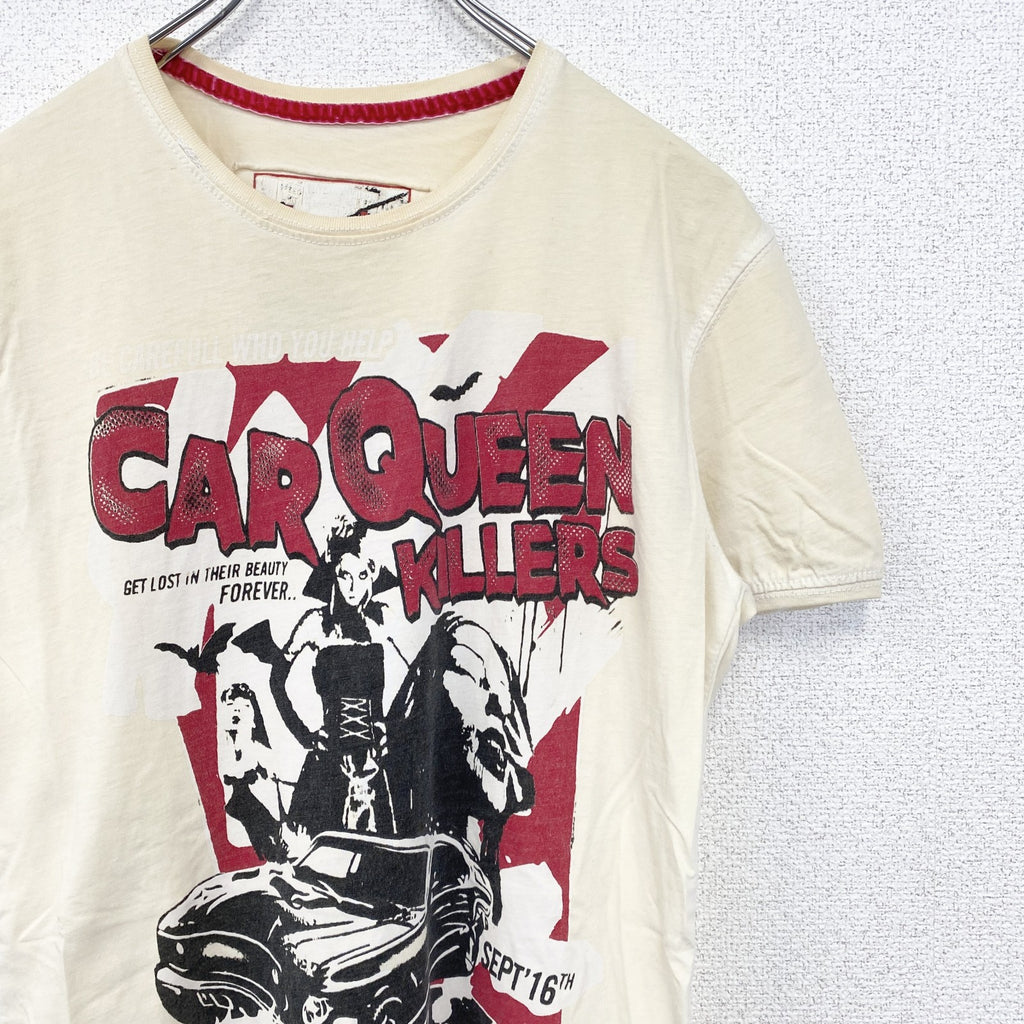 Tazzio　半袖プリントTシャツ　CAR QUEEN KILLERS　レトロ風　クルーネック　ベージュ　Mサイズ　古着