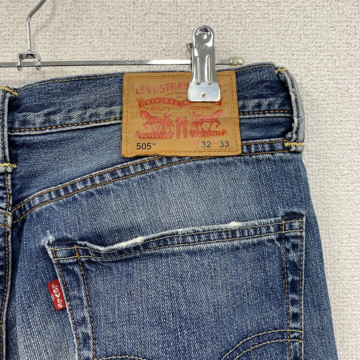 Levi's　リーバイス　505　デニムパンツ/ジーンズ　ジップフライ　縦落ち　鬼ヒゲ　インディゴ　W32サイズ　古着