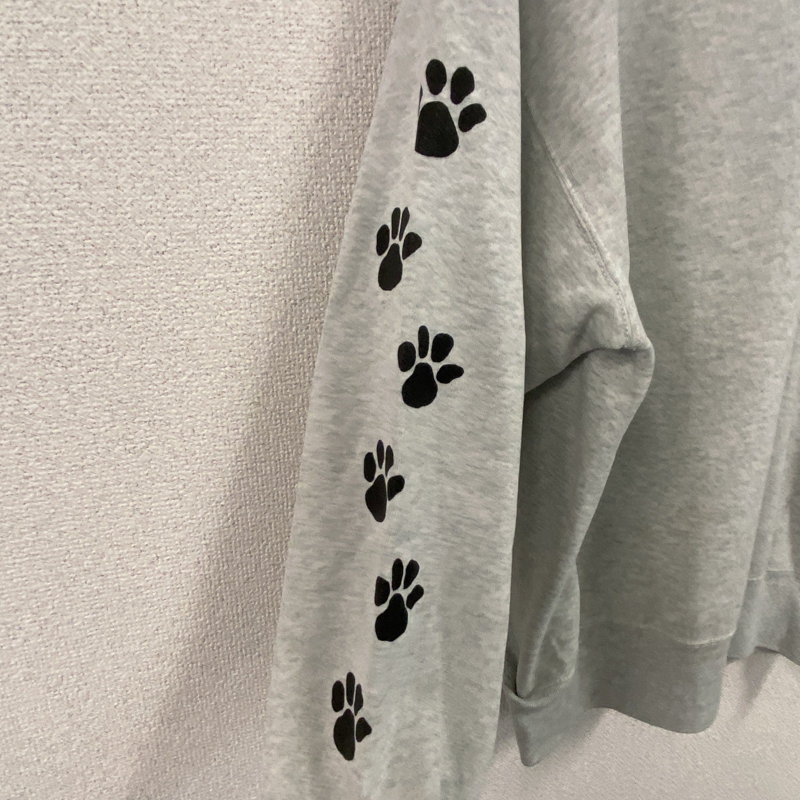 Farmington Tigers Lacrosse　ファミリントンタイガースラクロス　スウェット/トレーナー　カレッジロゴ　アーチプリント　灰色　グレー　古着