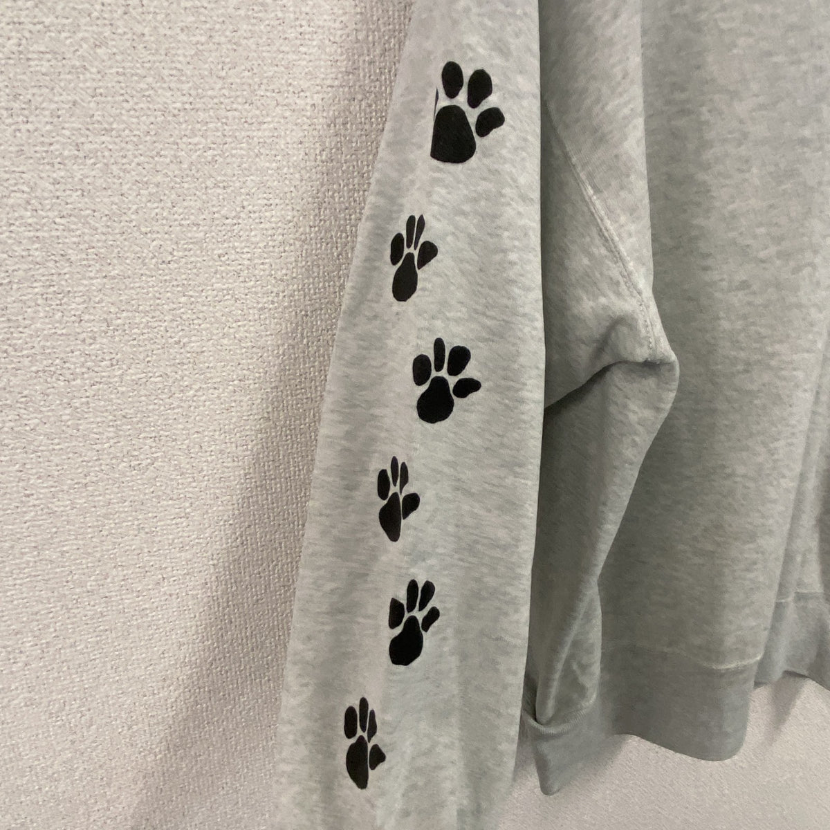 Farmington Tigers Lacrosse　ファミリントンタイガースラクロス　スウェット/トレーナー　カレッジロゴ　アーチプリント　灰色　グレー スウェットトップス メンズ 古着