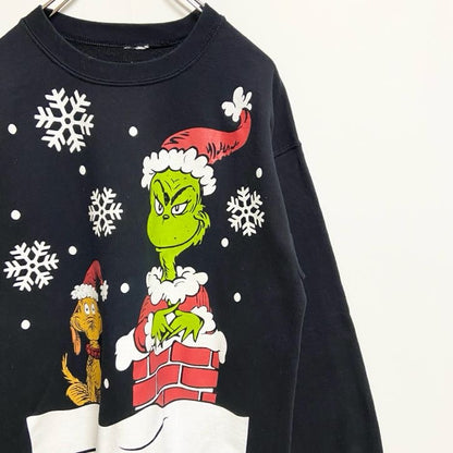 古着 used　THEGRINCH　グリンチ　長袖ビッグプリントスウェット　トレーナー　キャラクター　クリスマス　黒　Mサイズ