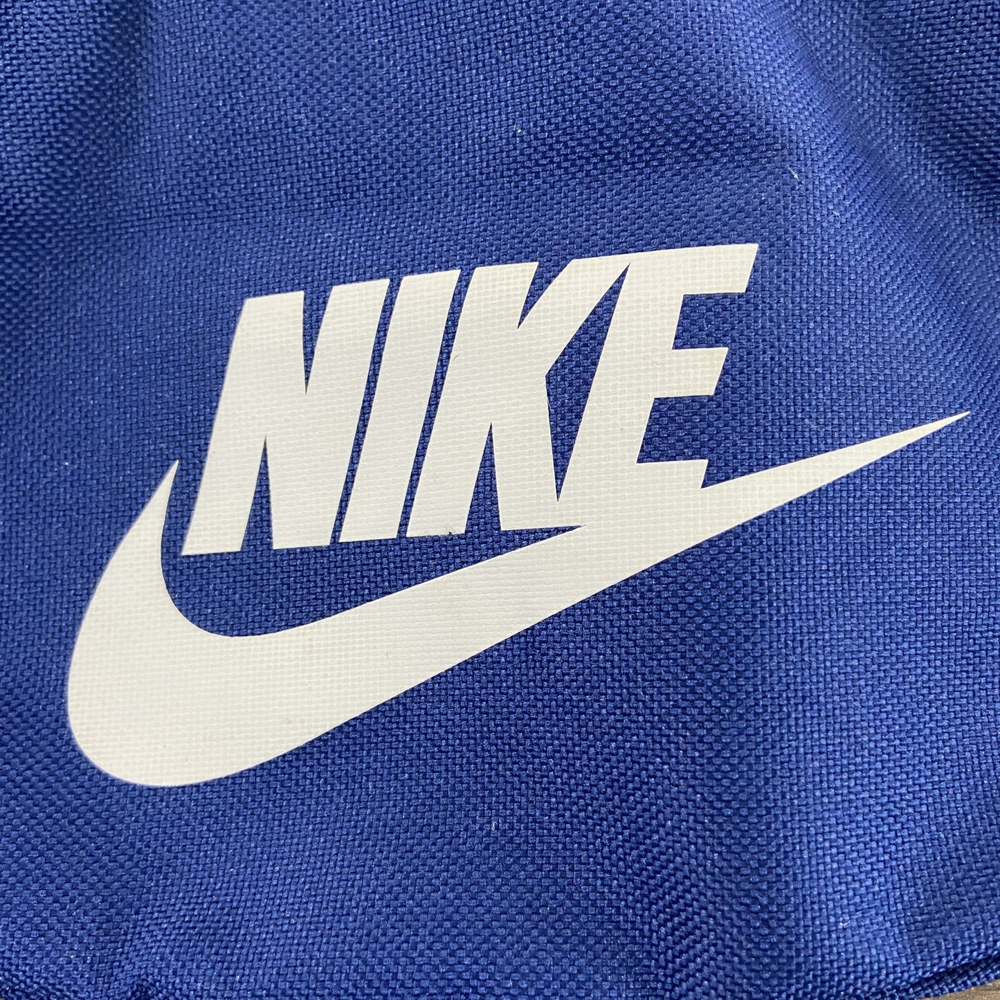 NIKE　ナイキ　ボディバッグ/ウエストポーチ　スウッシュ　デカロゴ　青　ブルー