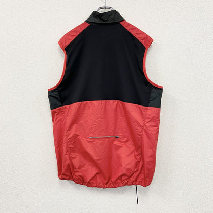 NIKE　ナイキ　ベスト　黒　ブラック　Lサイズ