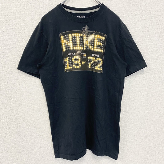 古着 used　NIKE ナイキ　半袖プリントTシャツ　スウッシュロゴ　クルーネック　バスケ　レトロ　黒　ブラック　Mサイズ