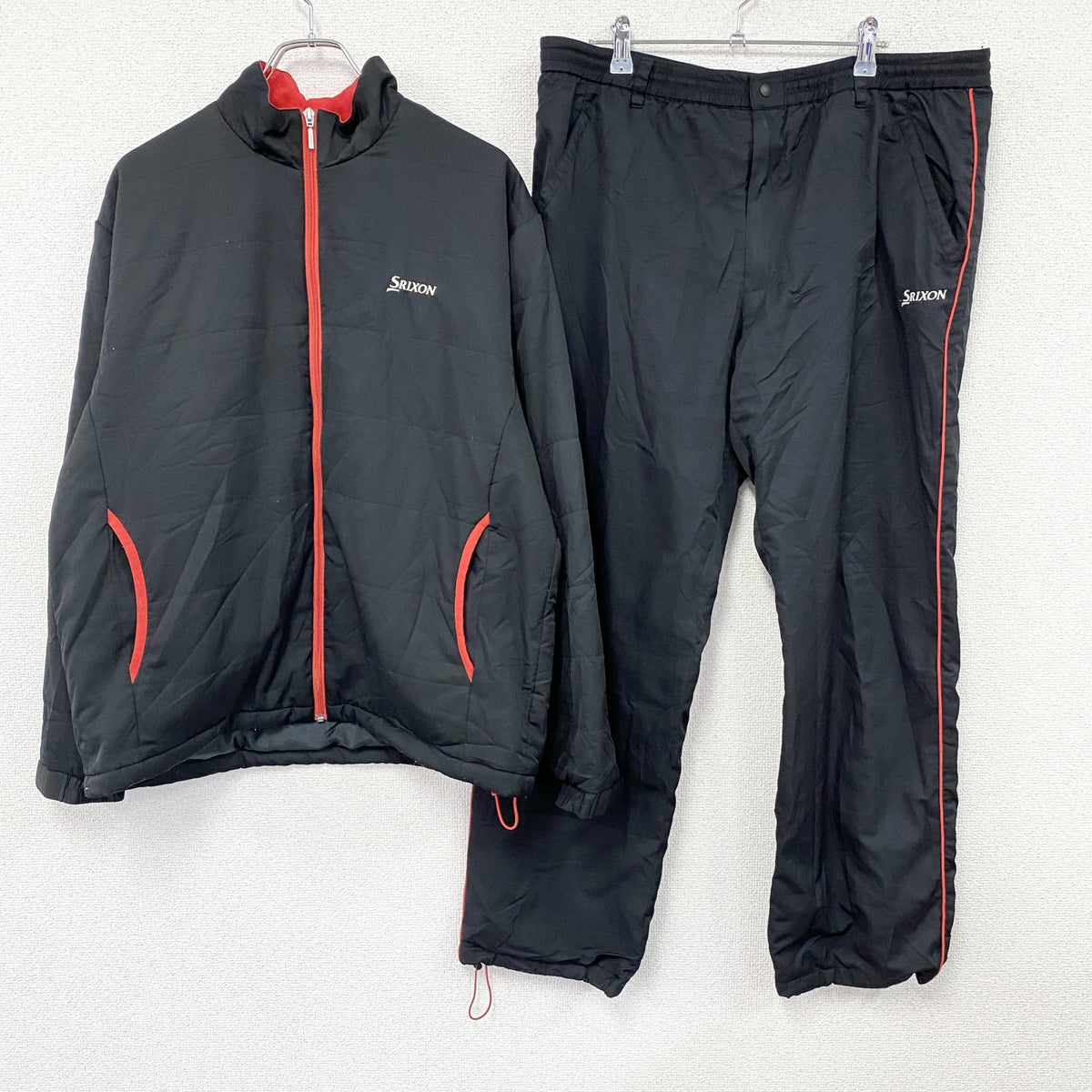 SRIXON　スリクソン　ジャージセットアップ　トラックジャケット　トラックパンツ　中綿入り　刺繍ロゴ　黒　ブラック　Lサイズ　古着
