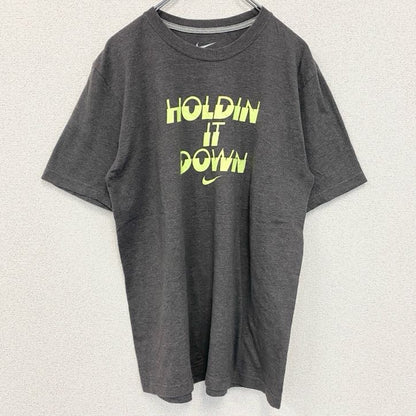 古着 used　NIKE　ナイキ　半袖プリントTシャツ　HOLDIN IT DOWN　レトロデザイン　チャコールグレー　Mサイズ