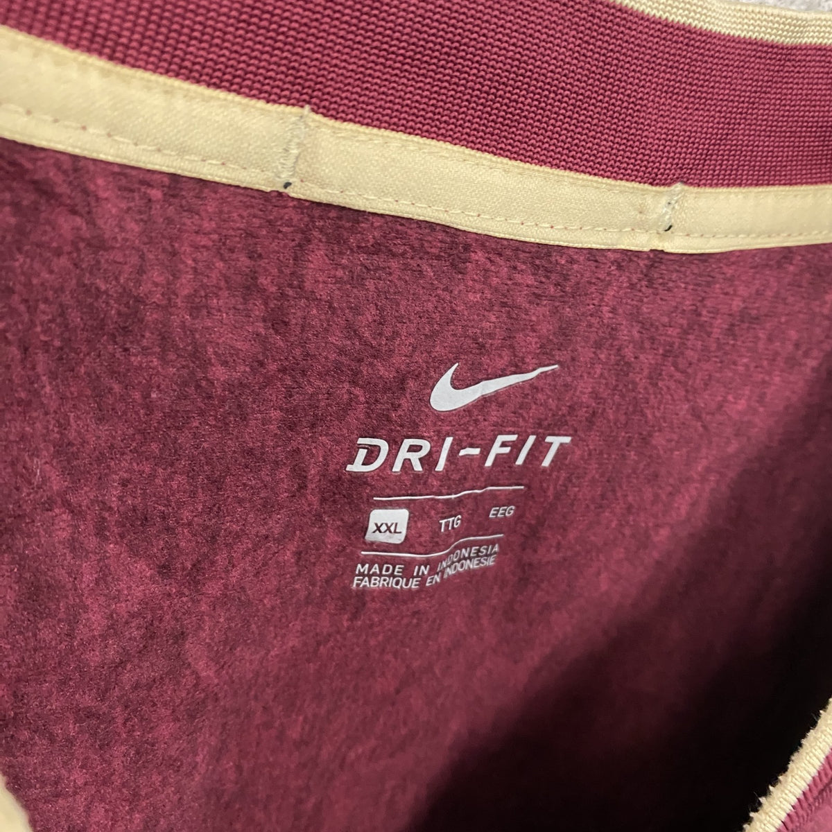 NIKE　ナイキ　ハーフジッププルオーバー　スウッシュ　ボルドー　2XLサイズ　古着