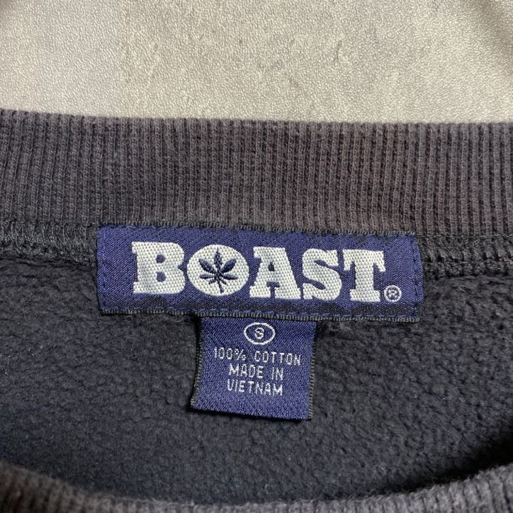 古着 used　BOAST ボースト　長袖スウェット　トレーナー　ワンポイントロゴ刺繍　ブラック　黒　秋冬服　Sサイズ