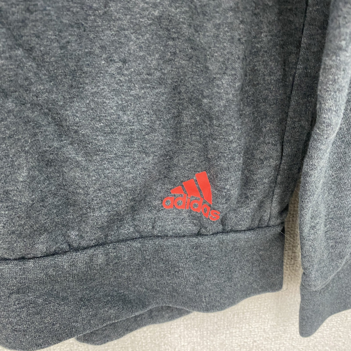 adidas　アディダス　フルジップスウェットパーカー/フーディー　パフォーマンスロゴ　デカロゴ　グレー　灰色　Mサイズ　古着