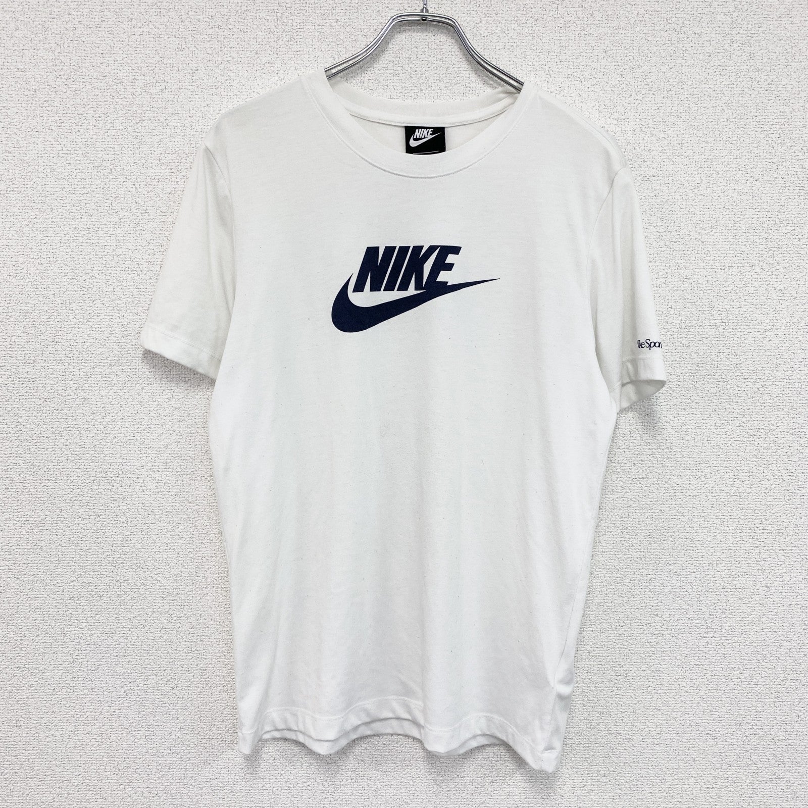 NIKE　ナイキ　半袖プリントＴシャツ　スウッシュ　デカロゴ　クルーネック　白　ホワイト　Lサイズ Tシャツ カットソー メンズ 古着