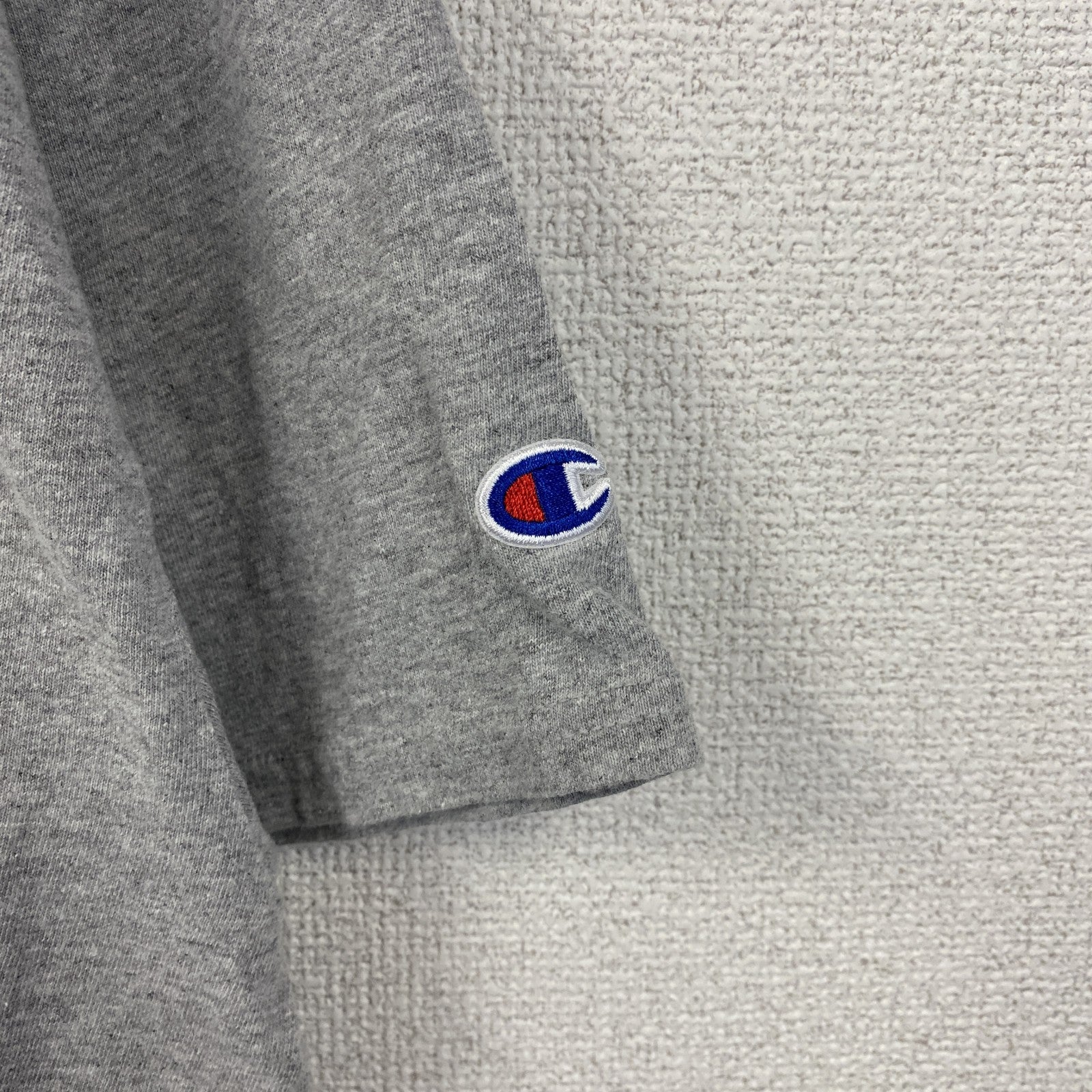 champion チャンピオン　半袖プリントTシャツ　グレー　灰色　バスケ　クルーネック　レトロデザイン　XLサイズ　古着