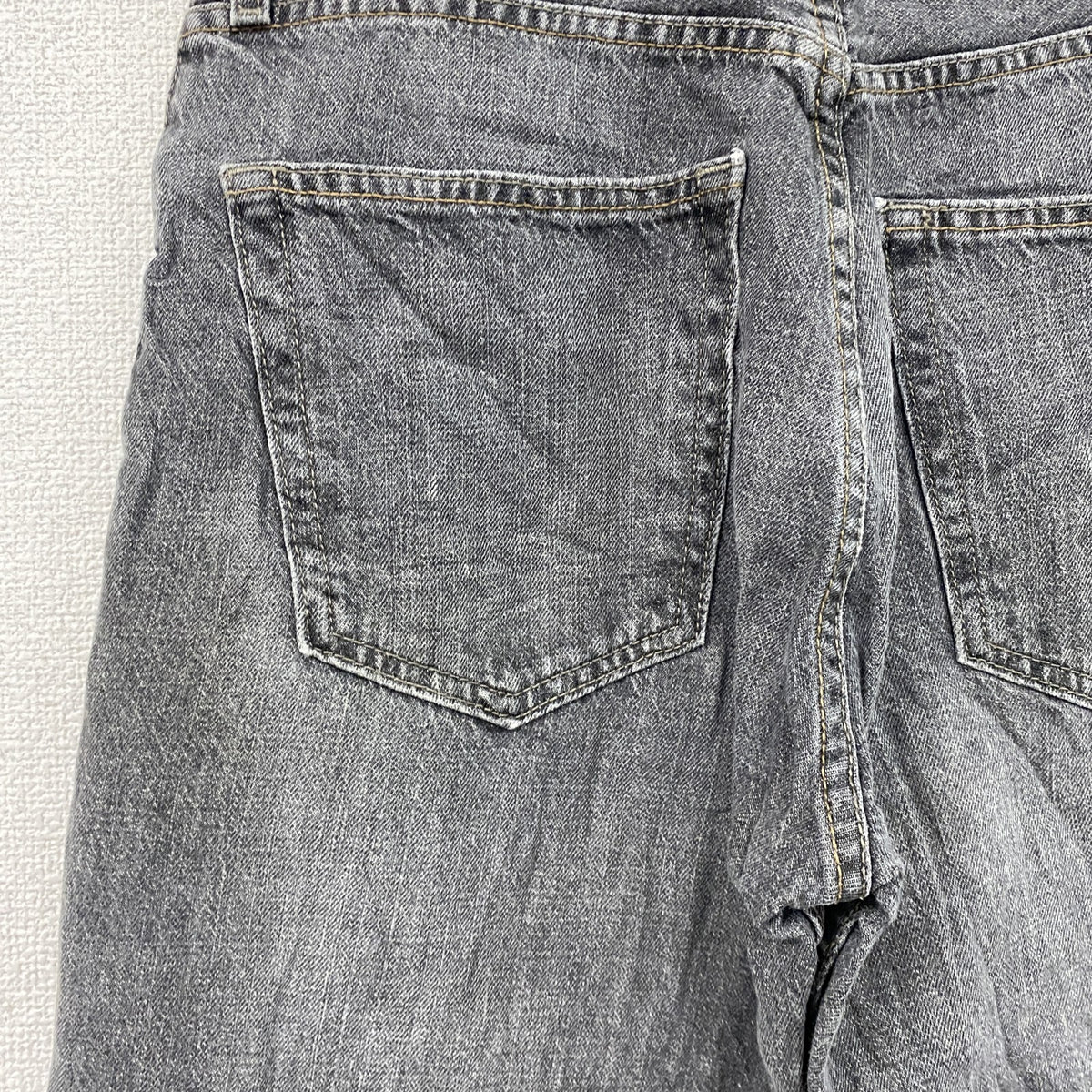 Levi’ｓ　リーバイス　デニムパンツ/ジーンズ　縦落ち　ジップフライ　ダークグレー　W32サイズ　古着