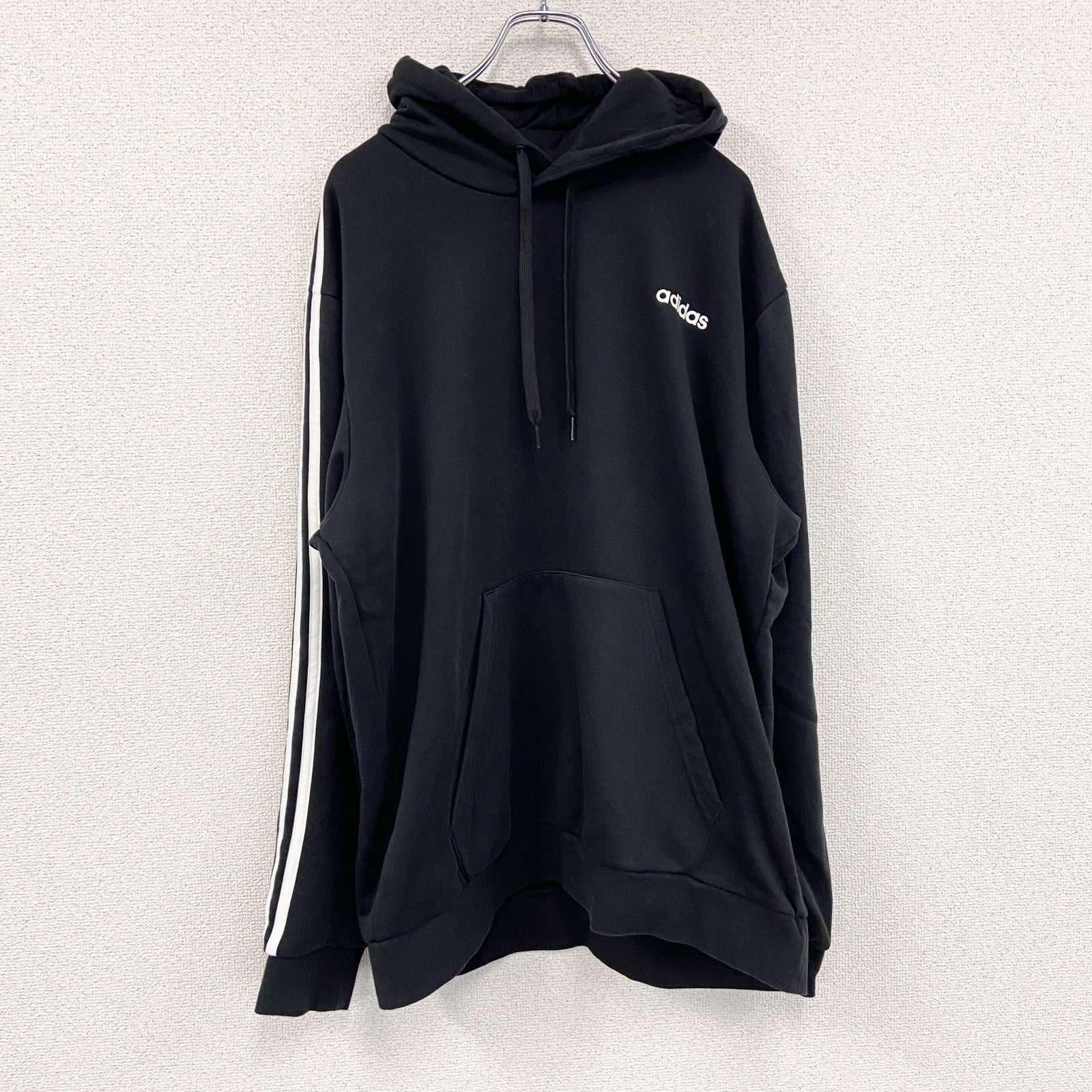 adidas　アディダス　スウェットパーカー/フーディー　黒　ブラック　XLサイズ　古着
