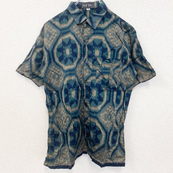 IKAT BALI　半袖プリント柄シャツ　総柄　エスニック　レトロデザイン　胸ポケット　ブルー　青　Mサイズ　　古着