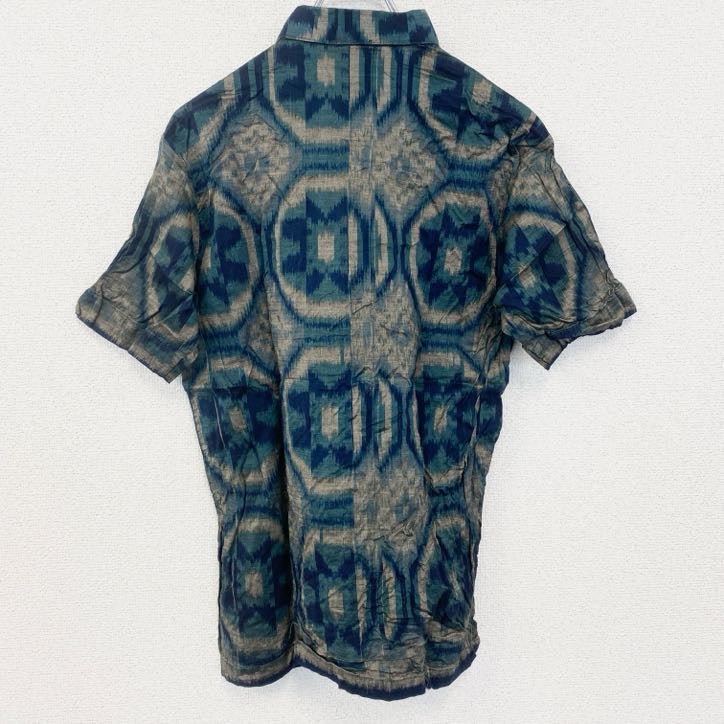 IKAT BALI　半袖プリント柄シャツ　総柄　エスニック　レトロデザイン　胸ポケット　ブルー　青　Mサイズ　　古着