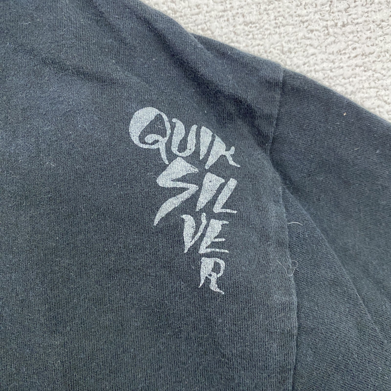 QUIKSILVER　半袖プリントTシャツ　黒　ブラック　Lサイズ　古着