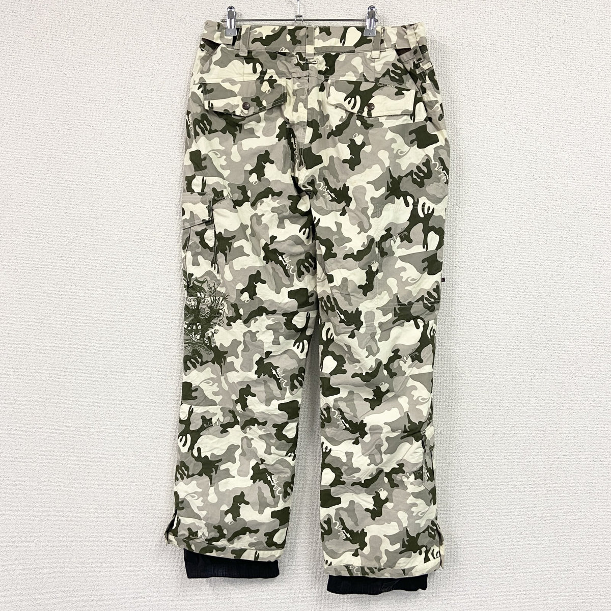 00s　QUICKSILVER　クイックシルバー　スノーパンツ/ナイロンパンツ　迷彩柄　カモフラージュ　マルチカラー　Lサイズ　古着