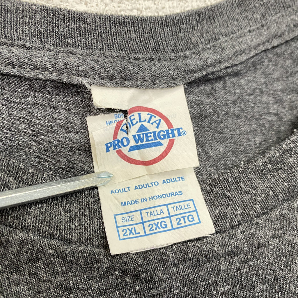 DELTA　デルタ　半袖プリントTシャツ　NEW YORK CITY　星条旗　灰色　ダークグレー　2XLサイズ　古着