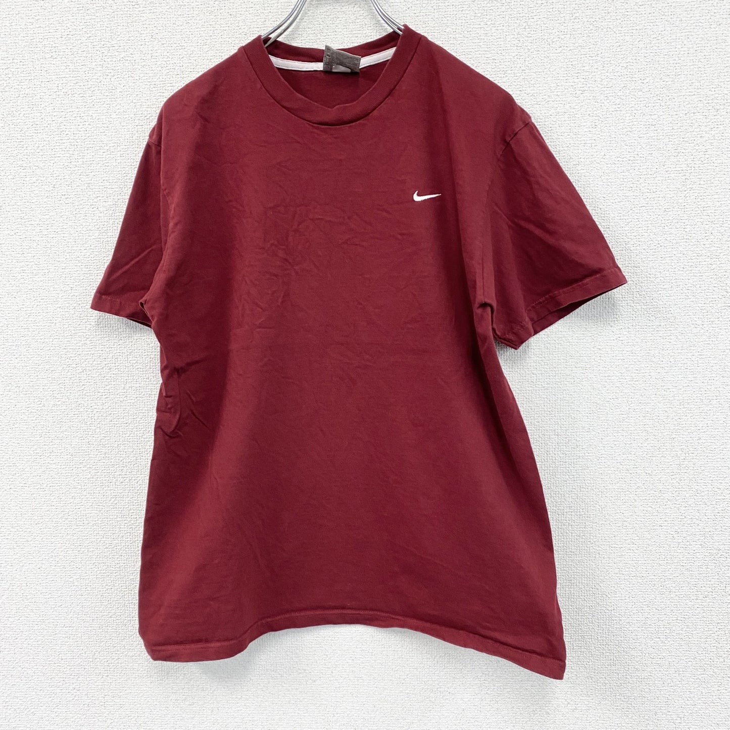 00s　NIKE　ナイキ　半袖プリントTシャツ　ヴィンテージ　スウッシュ　刺繍ロゴ　赤　レッド　Mサイズ