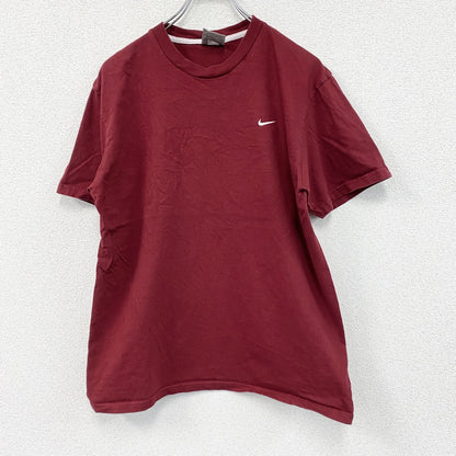 00s　NIKE　ナイキ　半袖プリントTシャツ　ヴィンテージ　スウッシュ　刺繍ロゴ　赤　レッド　Mサイズ
