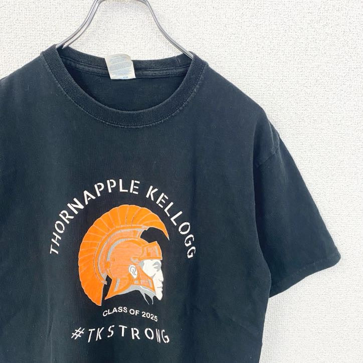 PORT&COMPANY　半袖フロントプリントTシャツ　THORNAPPLE KELLOGG　黒　ブラック　Mサイズ　古着