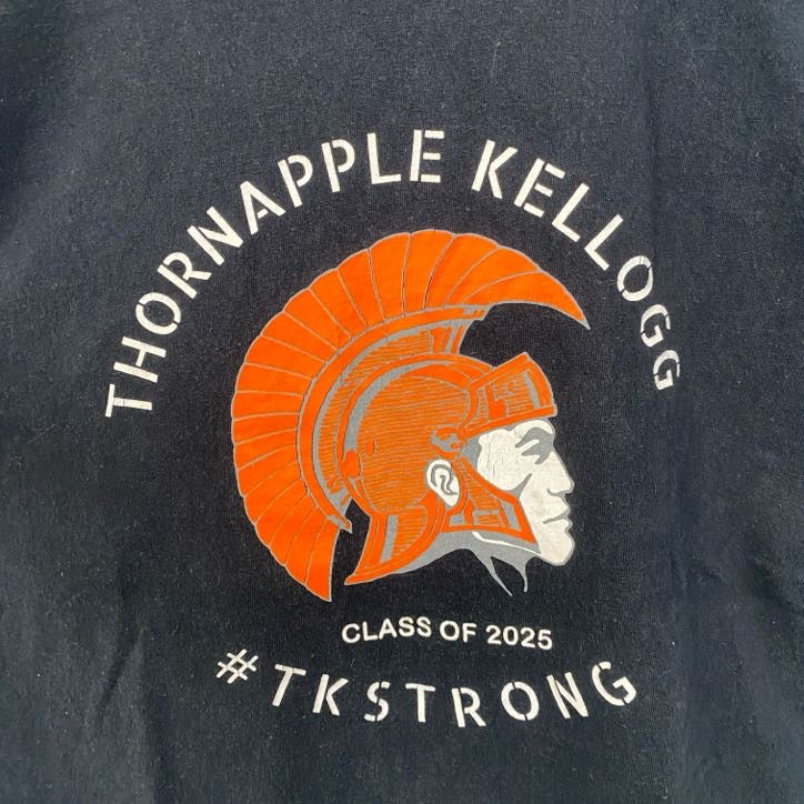 PORT&COMPANY　半袖フロントプリントTシャツ　THORNAPPLE KELLOGG　黒　ブラック　Mサイズ　古着