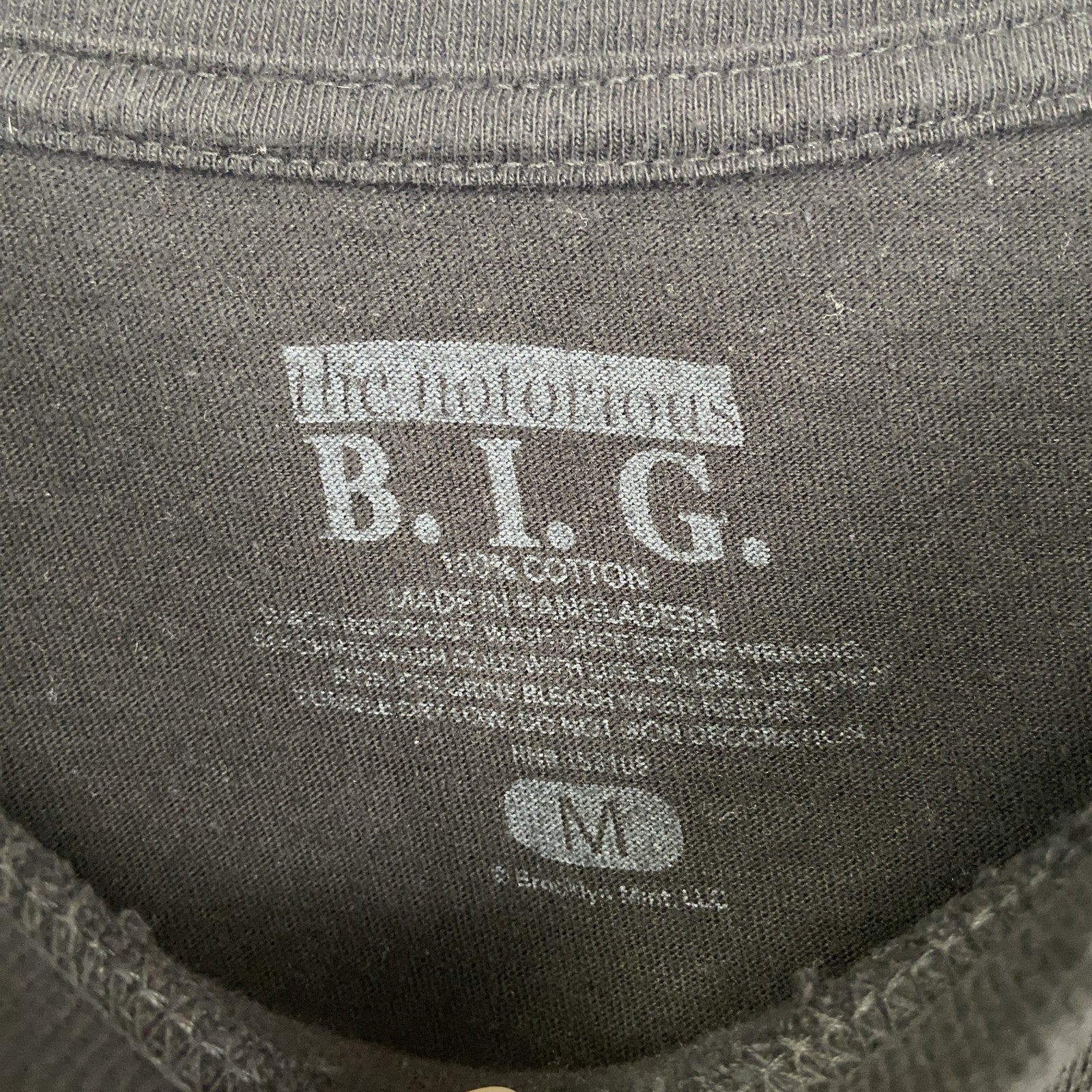 B.I.G.　半袖プリントTシャツ　クルーネック　グラフィックT　カジュアルデザイン　レトロ　黒　ブラック　Mサイズ　古着