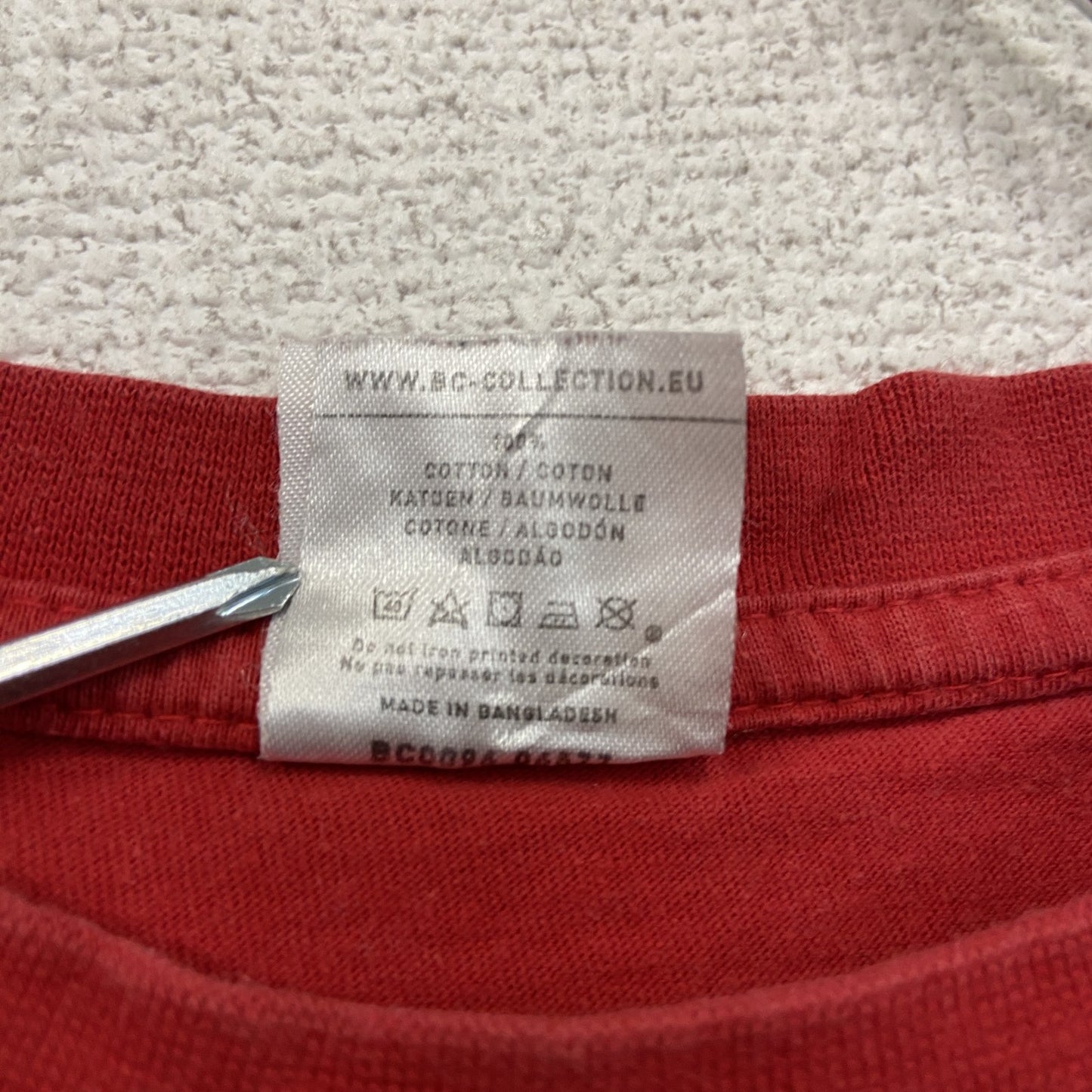 B&C　半袖プリントTシャツ　サッカー　赤　レッド　Mサイズ